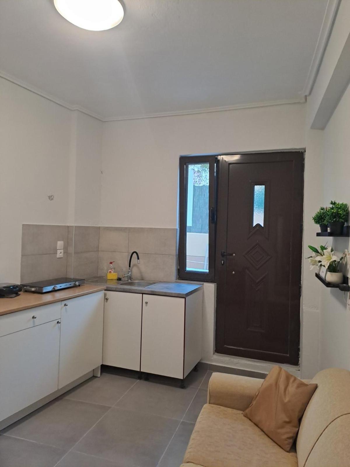 Lysandros Comfortable Apartments In Athens, Near The Metro Exterior foto